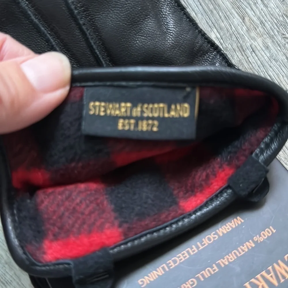 Stewart of Scotland gloves black leather small Bikercore fleece lining